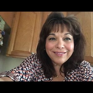 Meet your Posher, Theresa